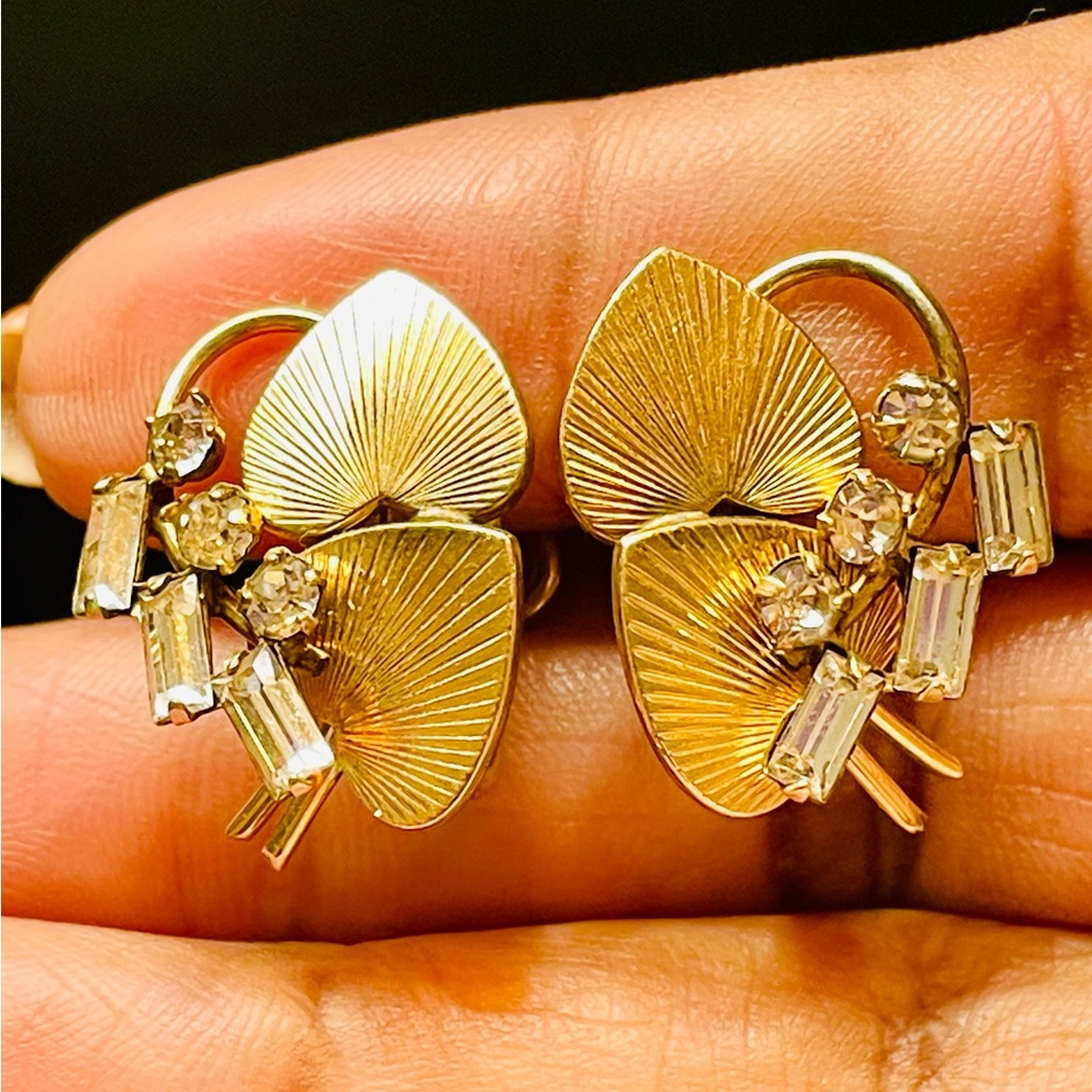 Vintage Carl Art gold filled sterling silver earrings etched heart w/rhinestones
